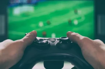 gaming monitor 4 1024x512.webp